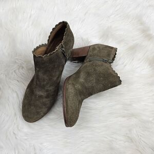Jack Rogers Marianne women's gray suede zip up ankle boot booties shoes size 7.5
